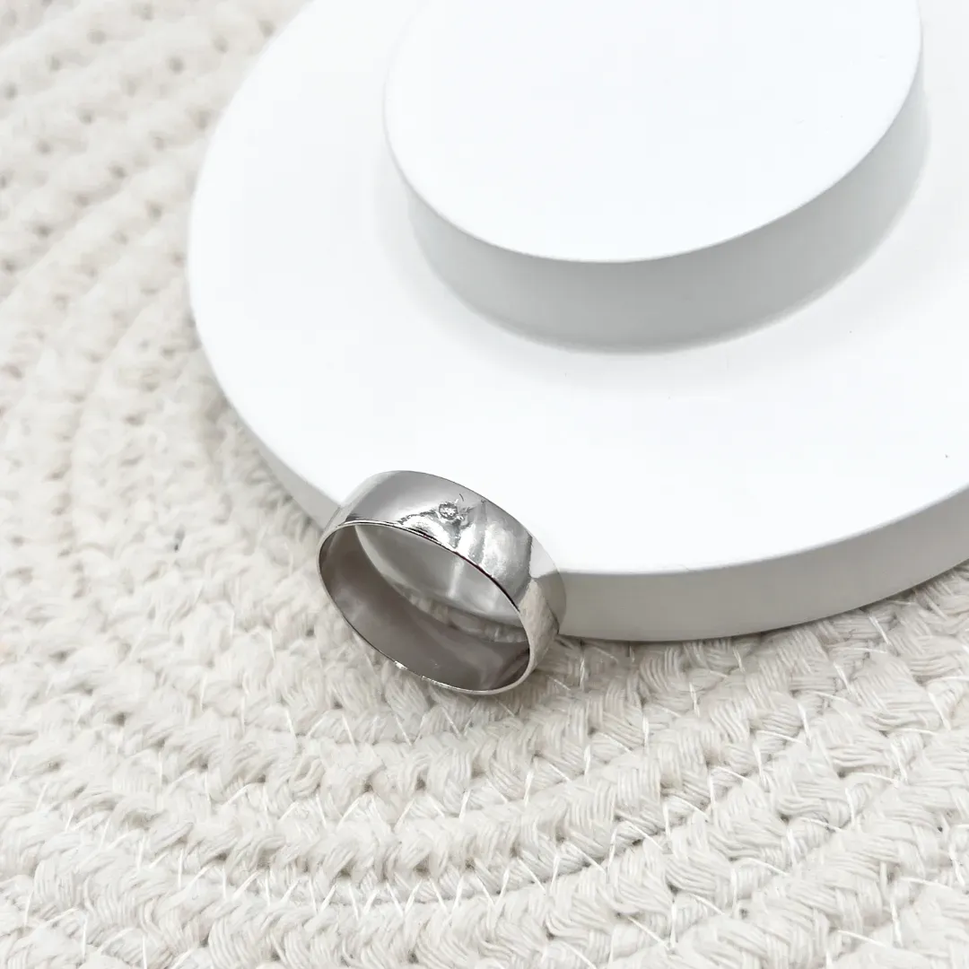 ANEL ALIANÇA 6MM COM 1 PEDRINHA