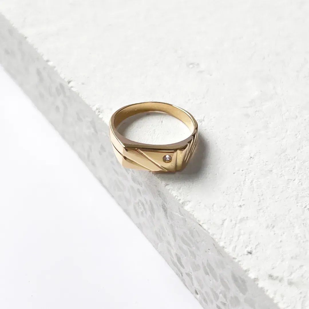 ANEL MASCULINO COM PEDRA DE ZIRCONIA