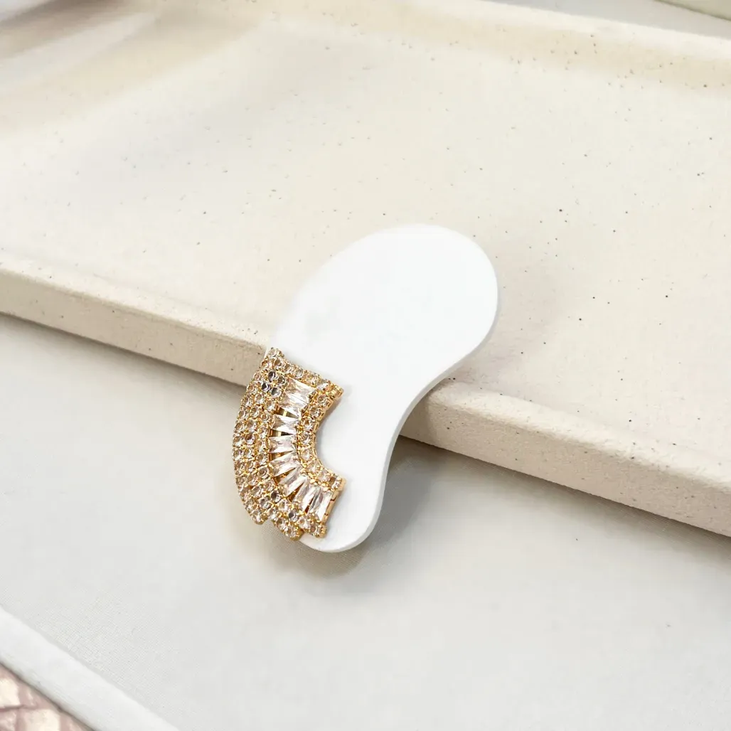BRINCO EAR CUFF STRASS