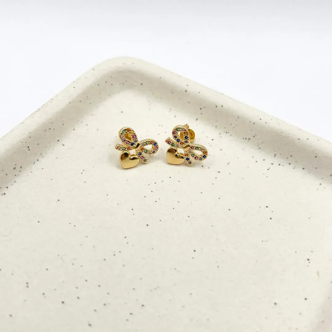 BRINCO LAÇO ZIRCONIAS COLORIDAS E CORAÇÃO