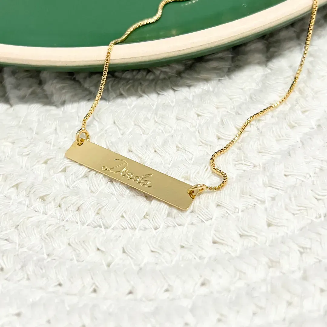 COLAR PLACA DINDA