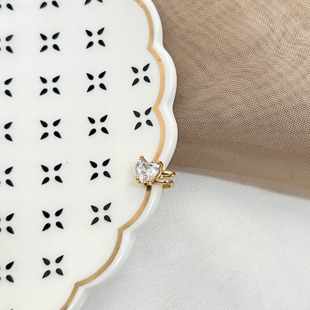 PIERCING FAKE DOIS FIOS COM CORAÇÃO DE ZIRCONIA