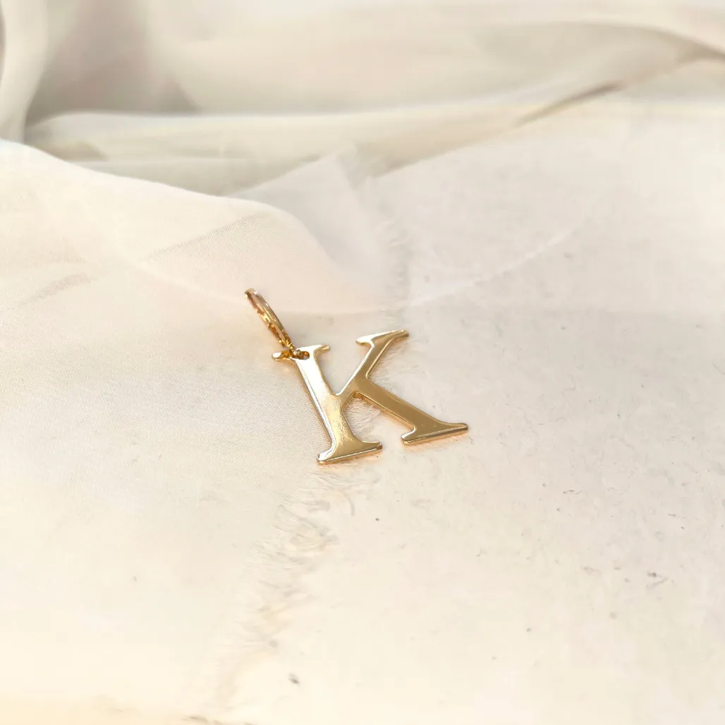 PINGENTE LETRA 2,5CM - K