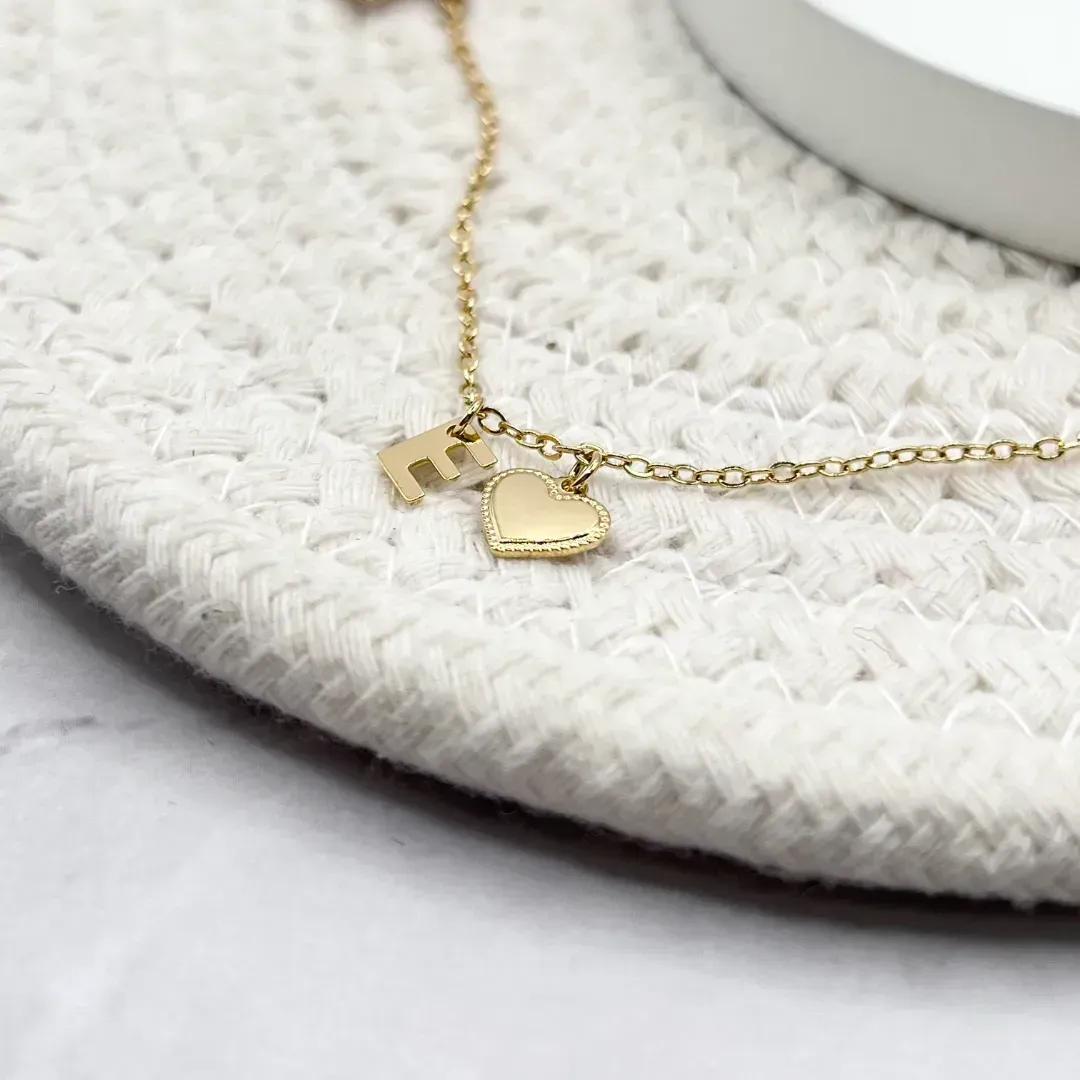 PULSEIRA LETRINHA COM CORAÇÃO CHAPA
