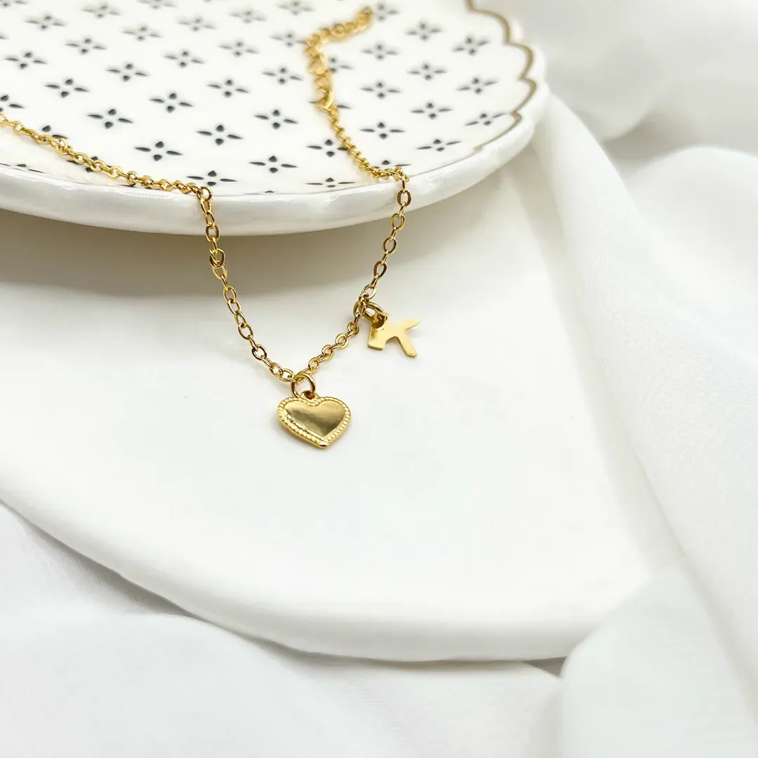 PULSEIRA LETRINHA COM CORAÇÃO CHAPA - K