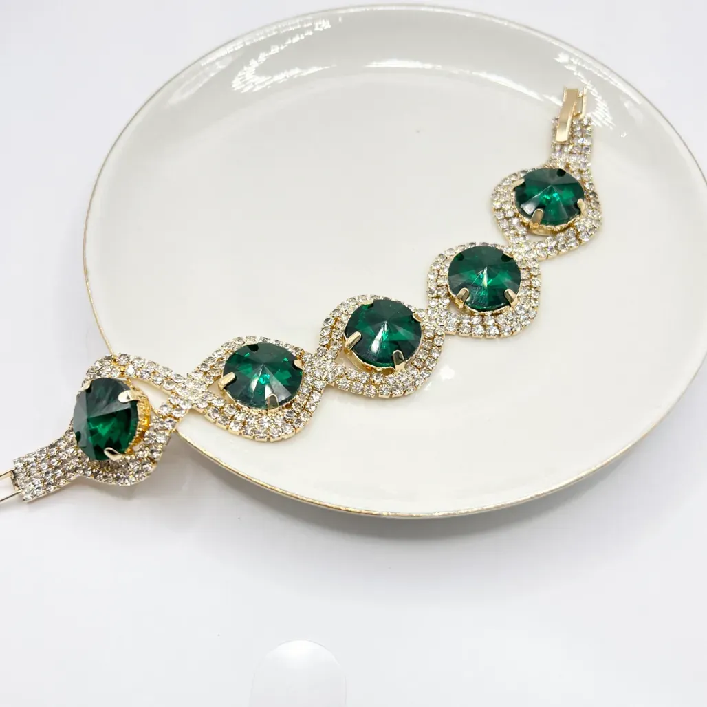 PULSEIRA STRASS COM ESMERALDA