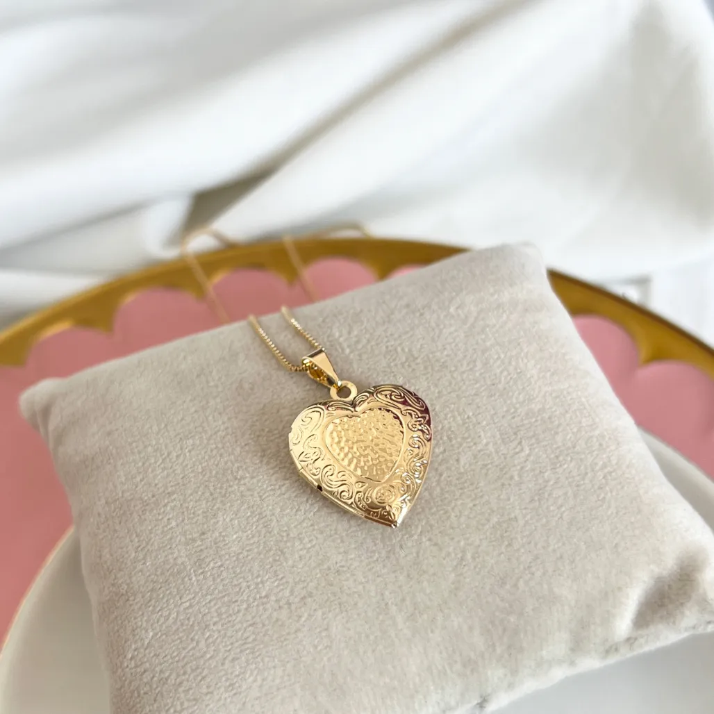 COLAR RELICÁRIO CORAÇÃO 2CM - VENEZIANA 45CM