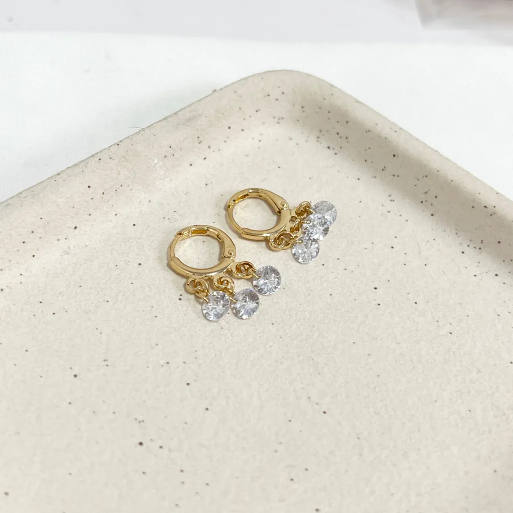 BRINCO ARGOLA CLICK 3 ZIRCONIAS CRISTAL