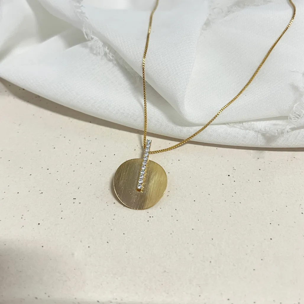 COLAR CHAPA COM PINO EM RIVIERA