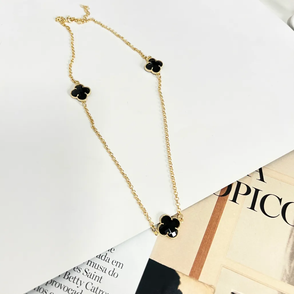 COLAR CHOKER 3 TREVOS PRETO 50CM + 5CM EXTENSOR