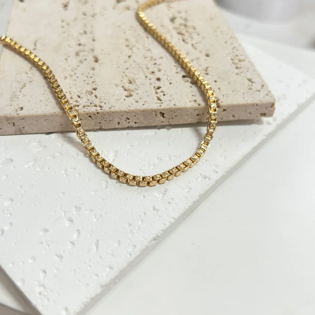 COLAR CHOKER  DE ENCAIXE QUADRADO COM DETALHES 40CM