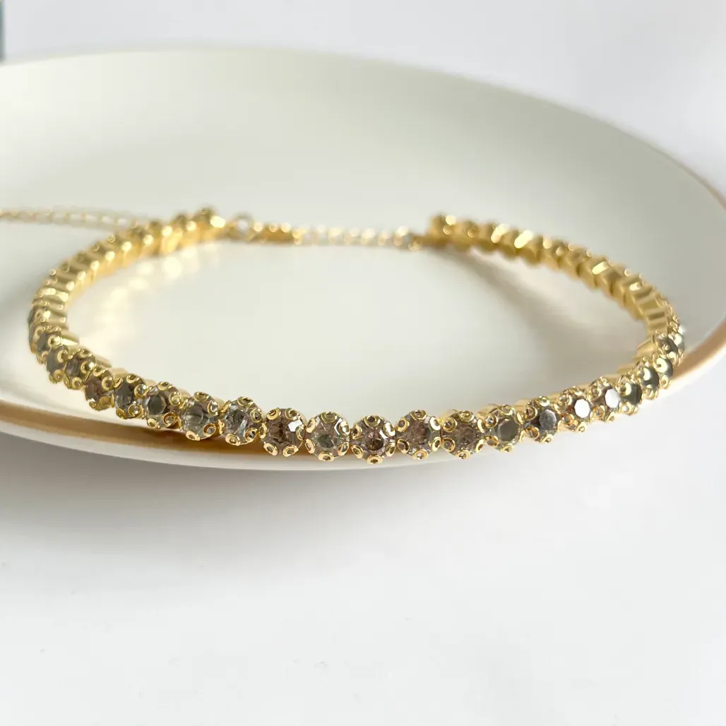 COLAR CHOKER RÍGIDA STRASS  8MM