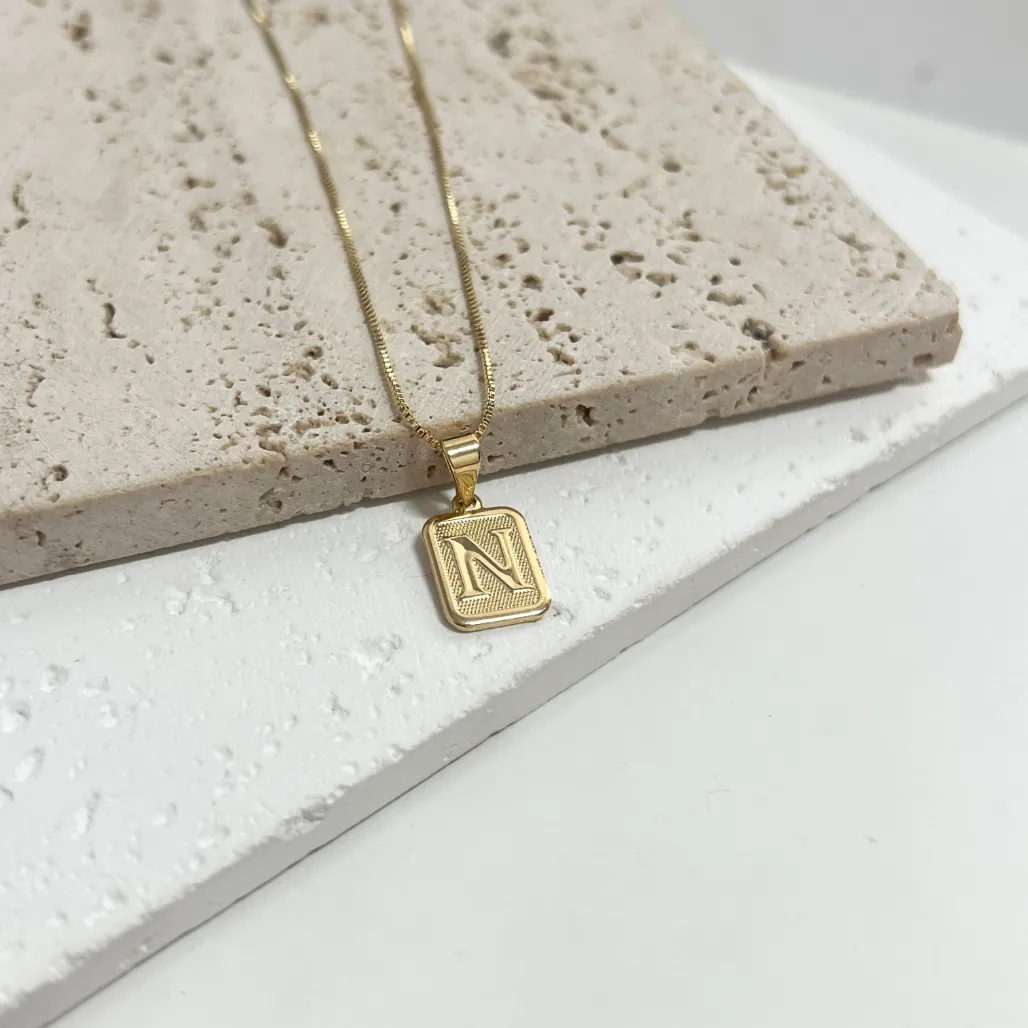 COLAR PINGENTE MINI 1X1 MEDALHA DE LETRA