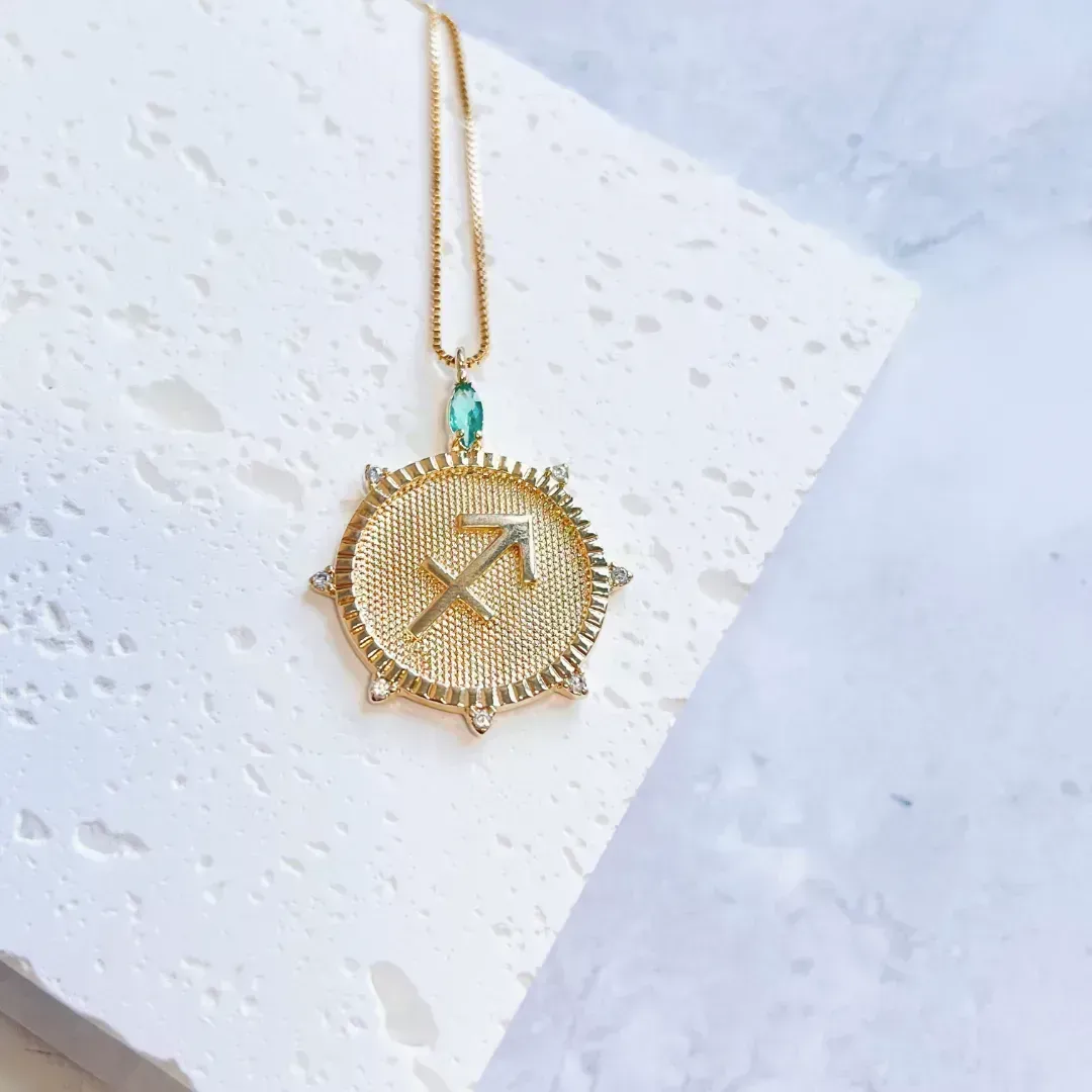 COLAR SIGNO SAGITÁRIO COM PEDRINHAS