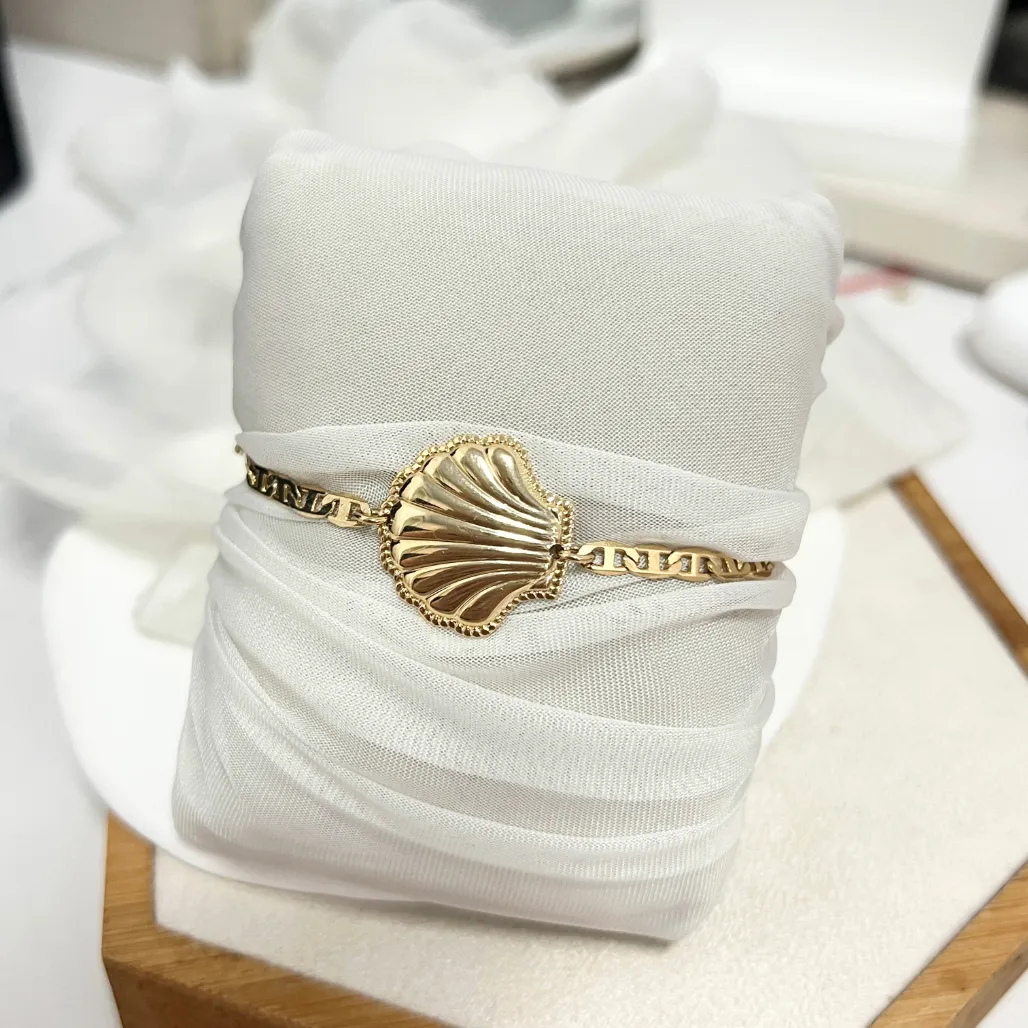 PULSEIRA CONCHA