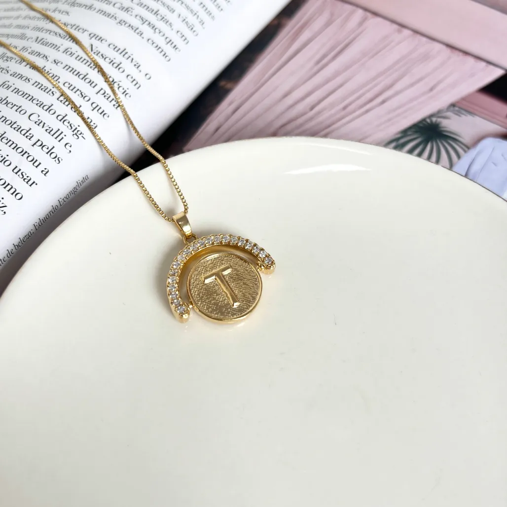COLAR LETRA GIRATÓRIA ZIRCONIA CRISTAL - T