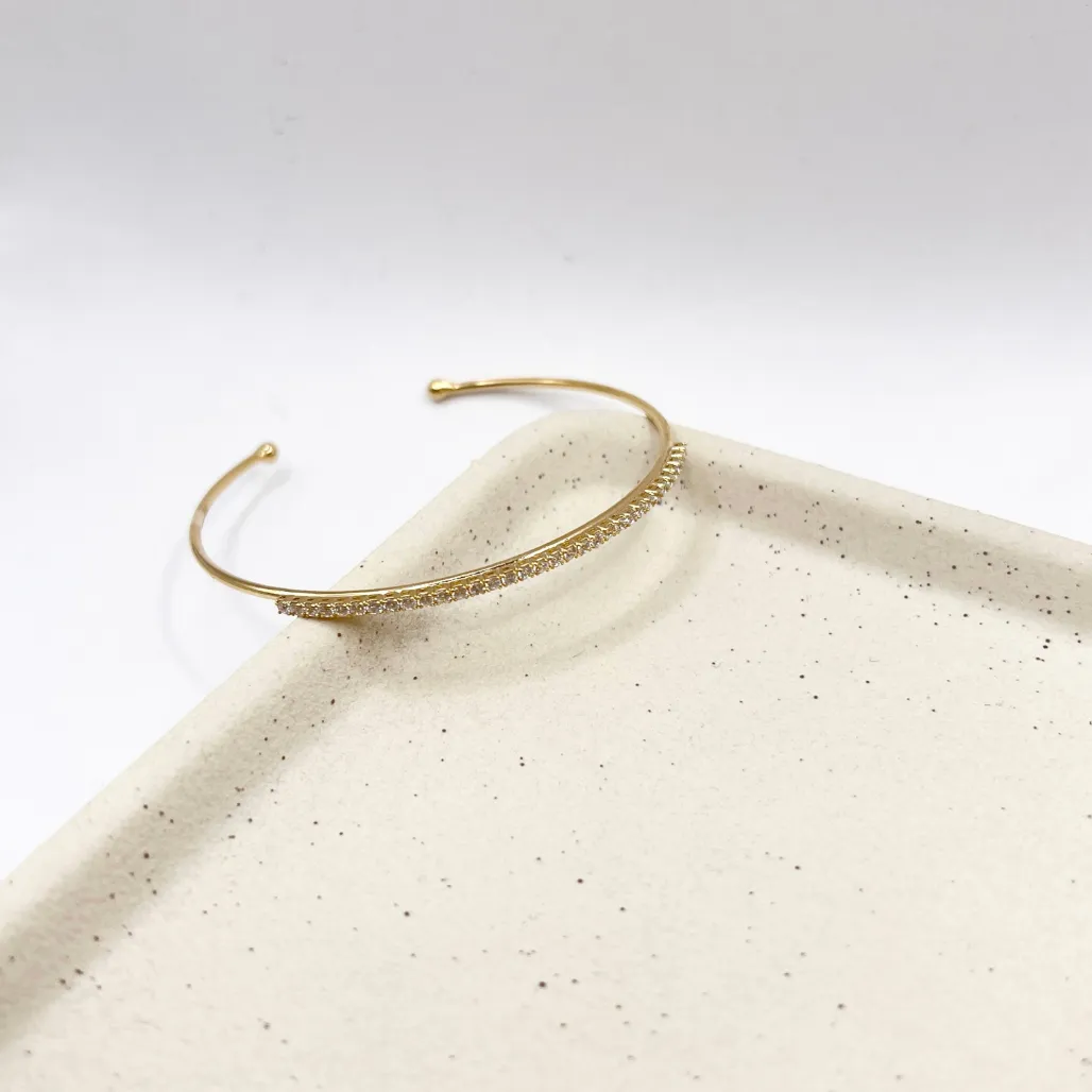BRACELETE FIO ABERTO COM RIVIERA