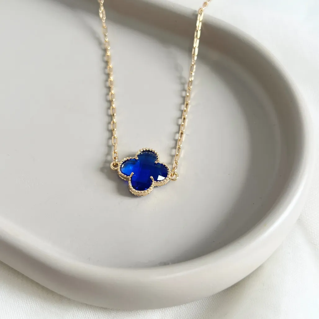 COLAR CHOKER TREVO AZUL BIC 40CM