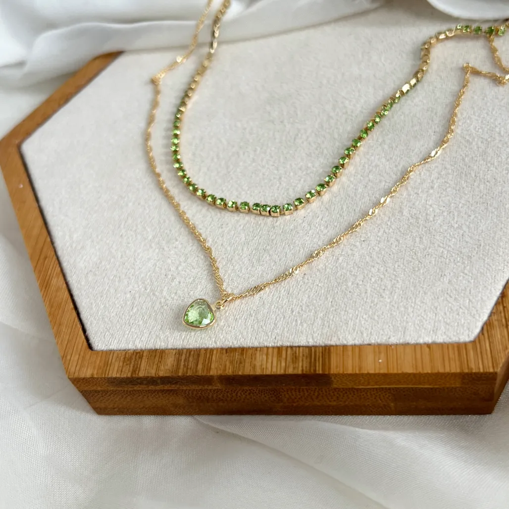 COLAR DUPLO CHOKER STRASS VERDE E SINGAPURA COM PINGENTE DE CORAÇÃO
