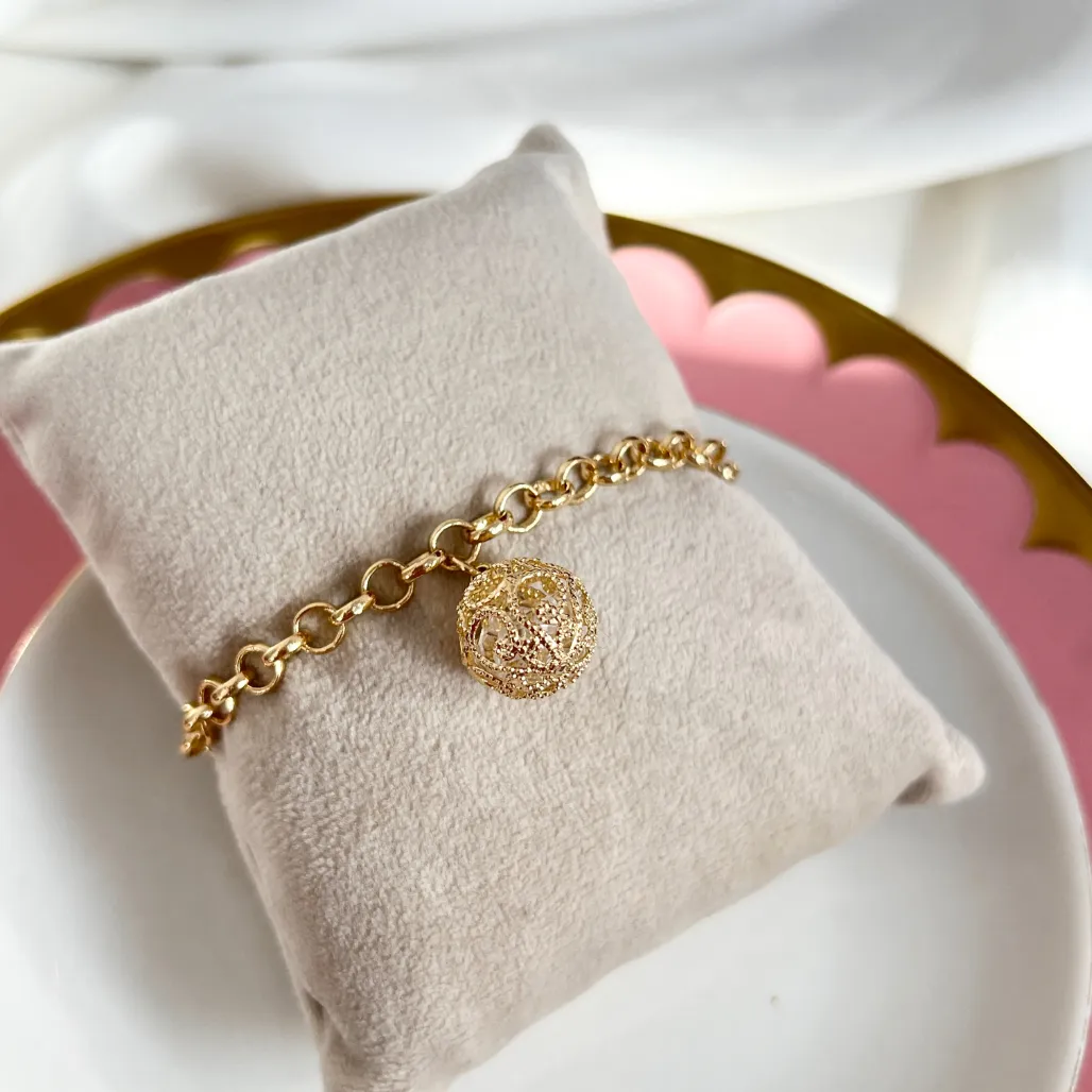 PULSEIRA ELO PORTUGUÊS COM ESFERA E ZIRCONIAS DENTRO