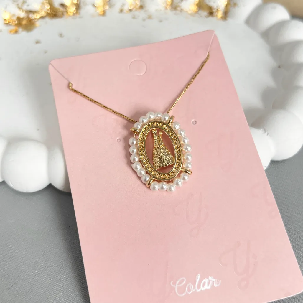 COLAR MEDALHA COM PÉROLAS NOSSA SENHORA DE APARECIDA