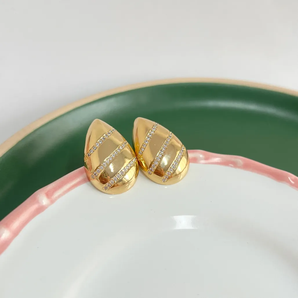BRINCO GOTA 2,5CM COM 3 FIOS EM MICRO ZIRCONIA