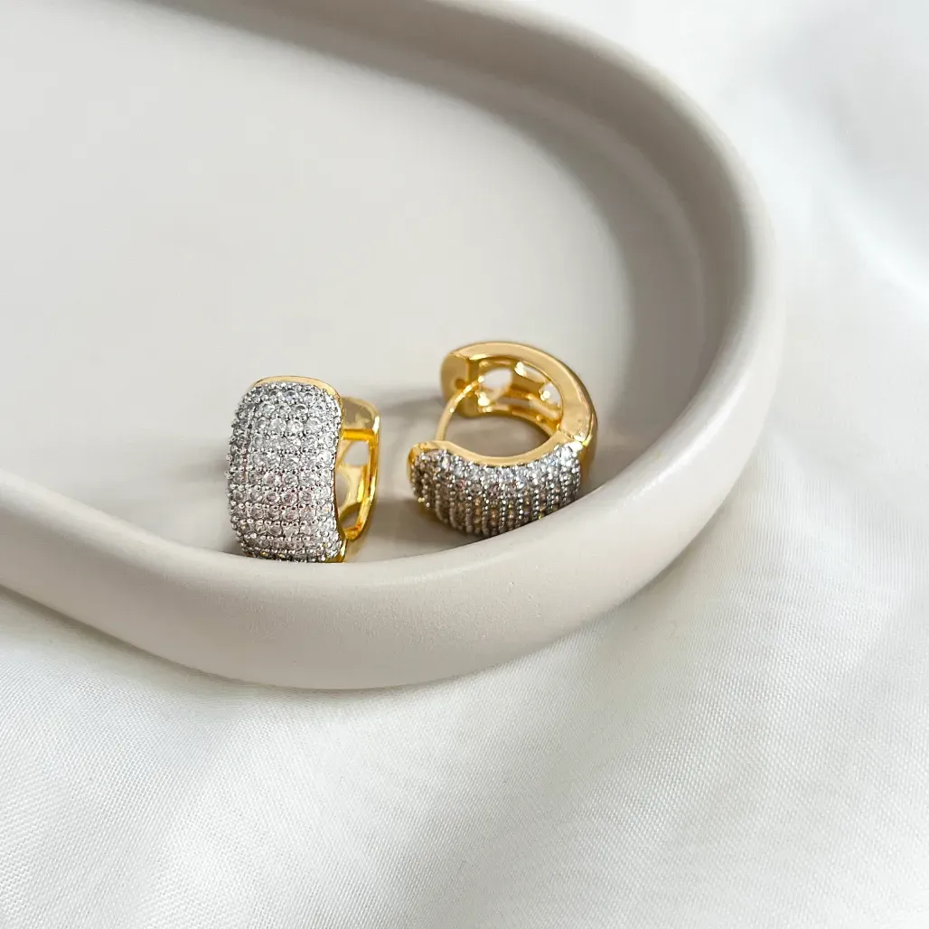 BRINCO ARGOLA ARTICULADA MICRO ZIRCONIA