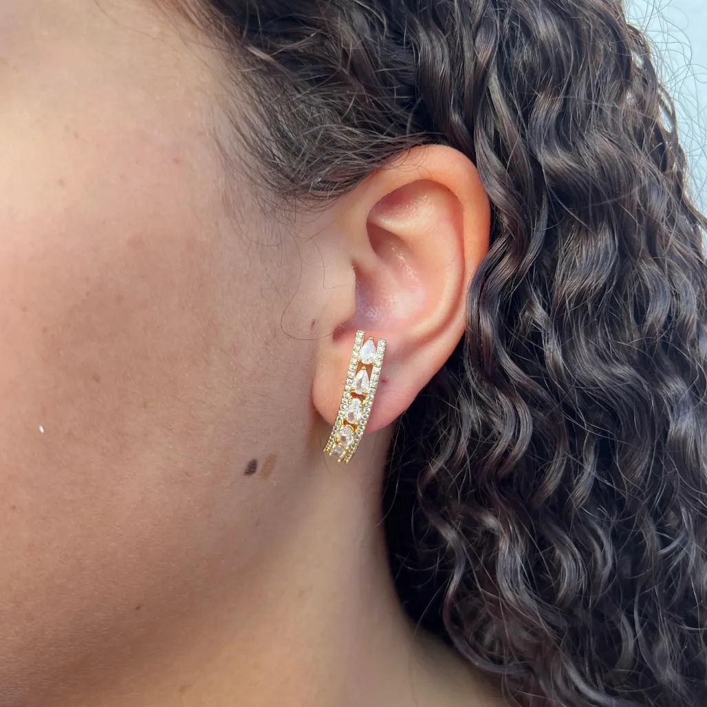 BRINCO EAR HOOK PEDRARIA CRISTAL