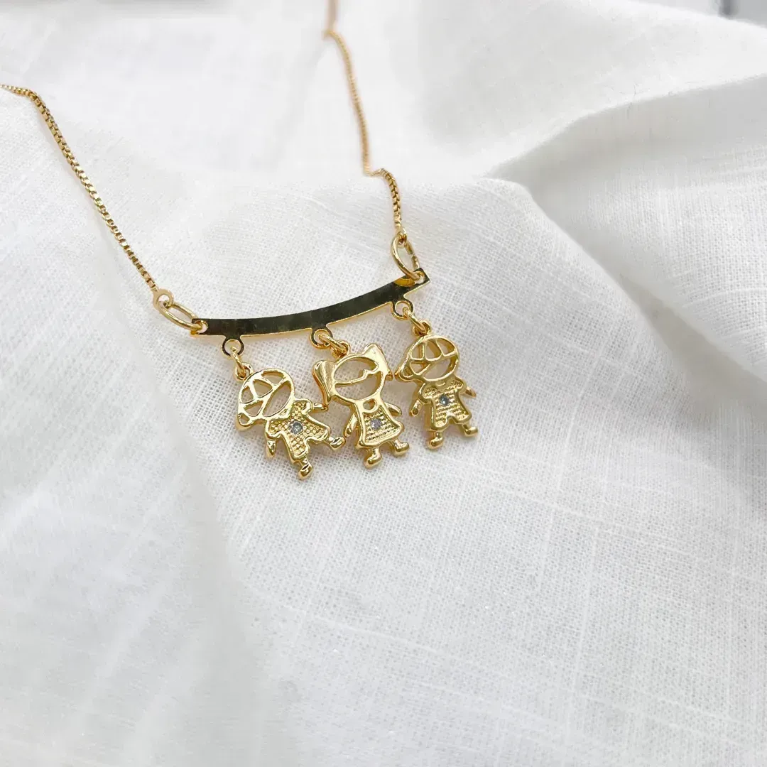 COLAR 2 MENINOS E 1 MENINA COM 1 PEDRA DE ZIRCONIA