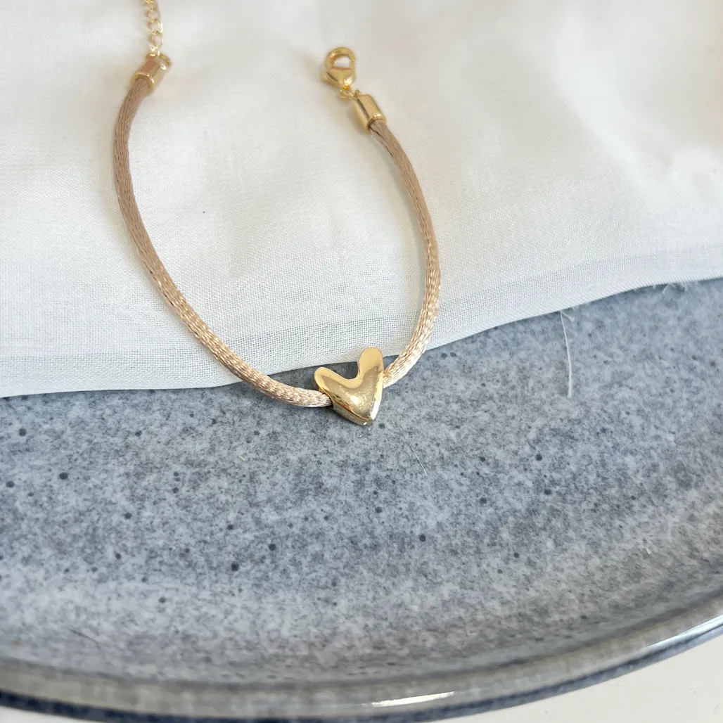 PULSEIRA FIO DE CERA COM PINGENTE DE LETRA - V