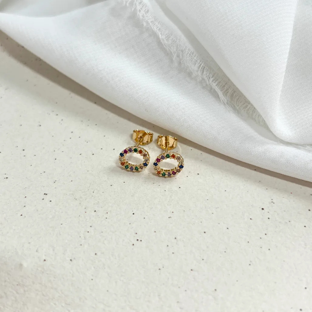 BRINCO OVAL VAZADO MICRO ZIRCONIAS COLORIDAS