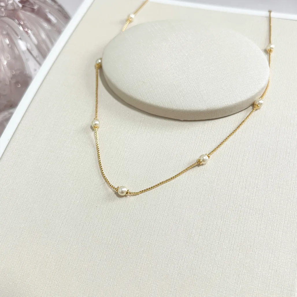 COLAR CHOKER MINI PÉROLAS 4MM 50CM