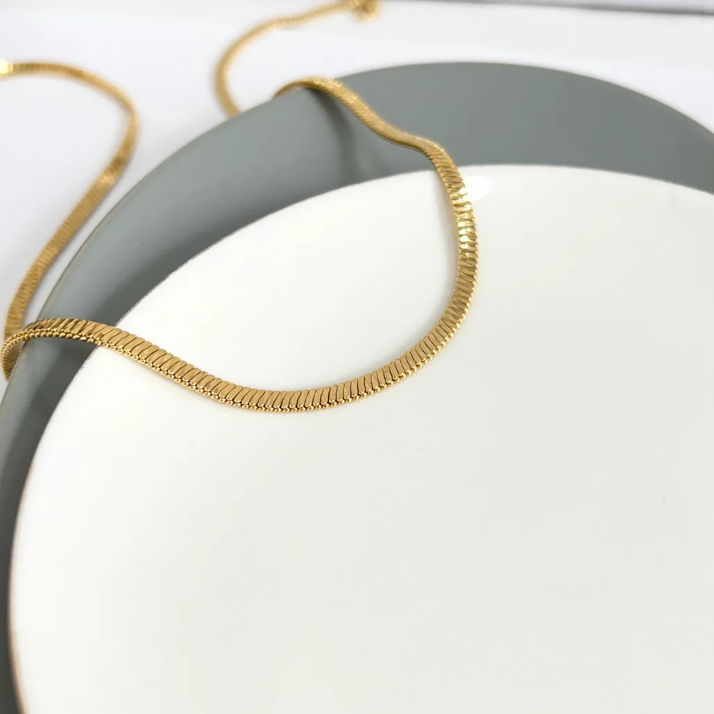 COLAR CHOKER RABO DE RATO LAMINADA 45CM