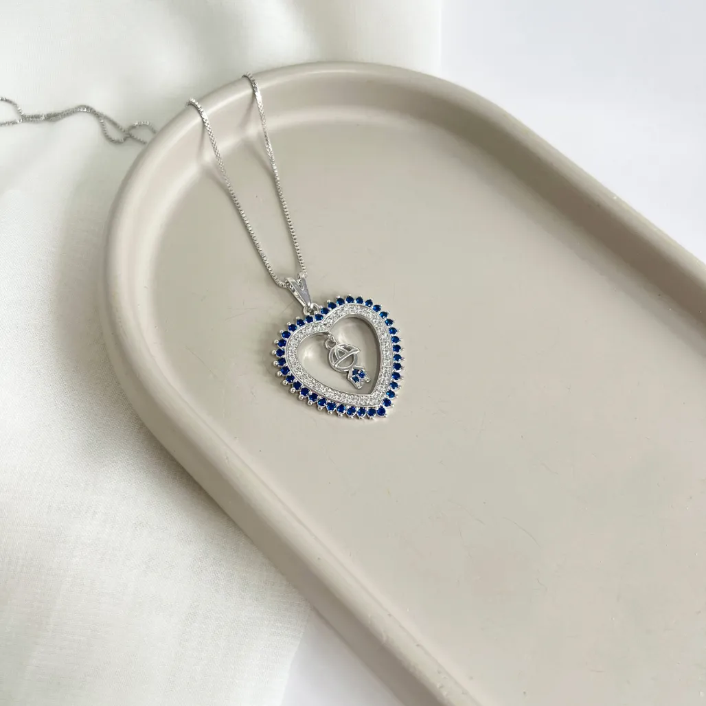 COLAR CORAÇÃO ZIRCONIA AZUL/SAFIRA COM 1 MENINO