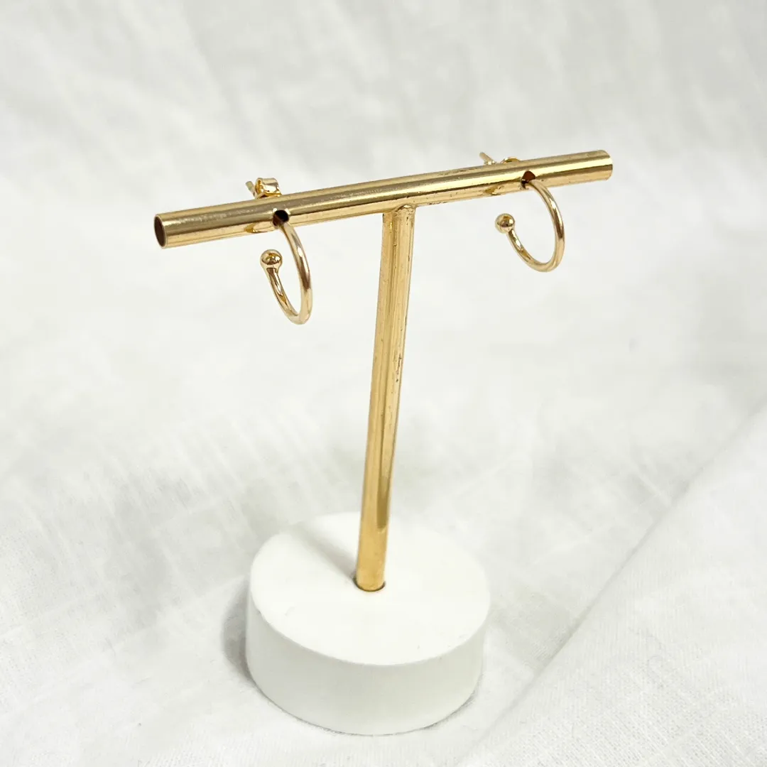 BRINCO ARGOLA COM BOLA NA PONTA 1,2CM