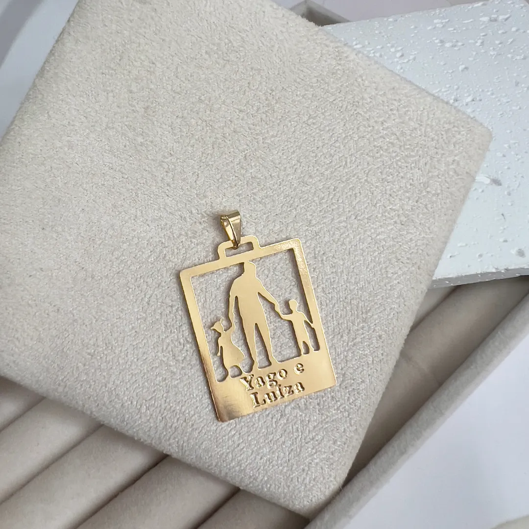 PINGENTE PERSONALIZADO FAMÍLIA - YAGO E LUIZA