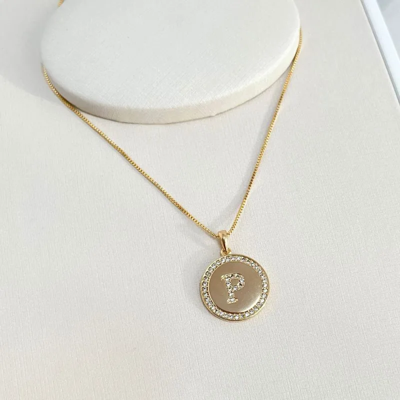 COLAR MEDALHA CRISTAL LETRA - P COLAR MEDALHA CRISTAL LETRA - P