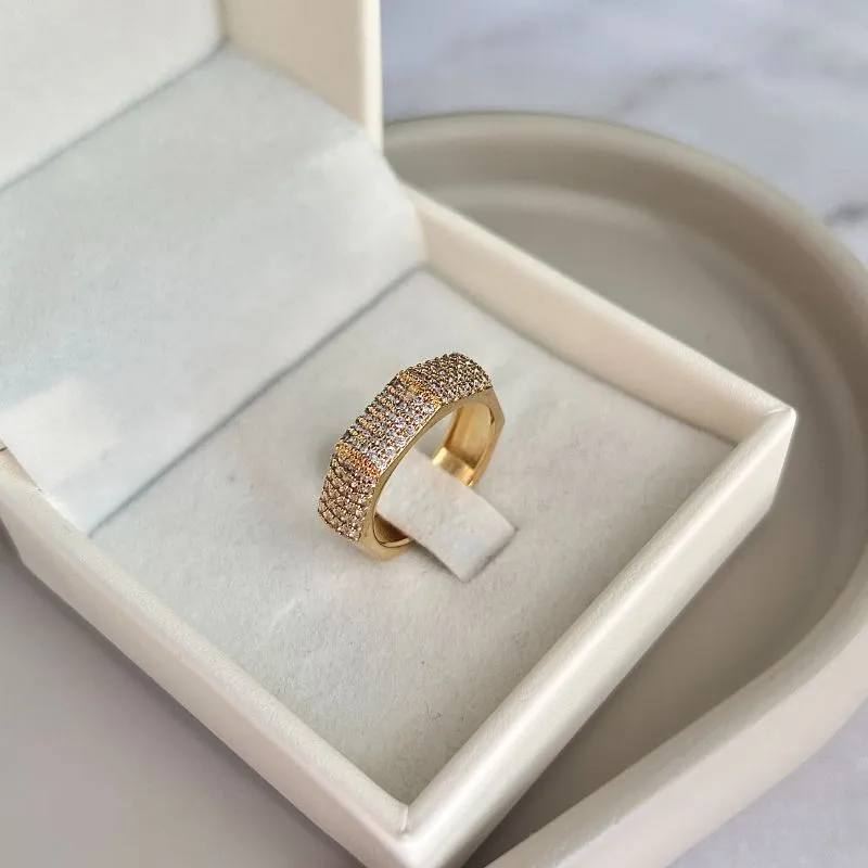 ANEL LADOS CRAVEJADO ANEL LADOS CRAVEJADO