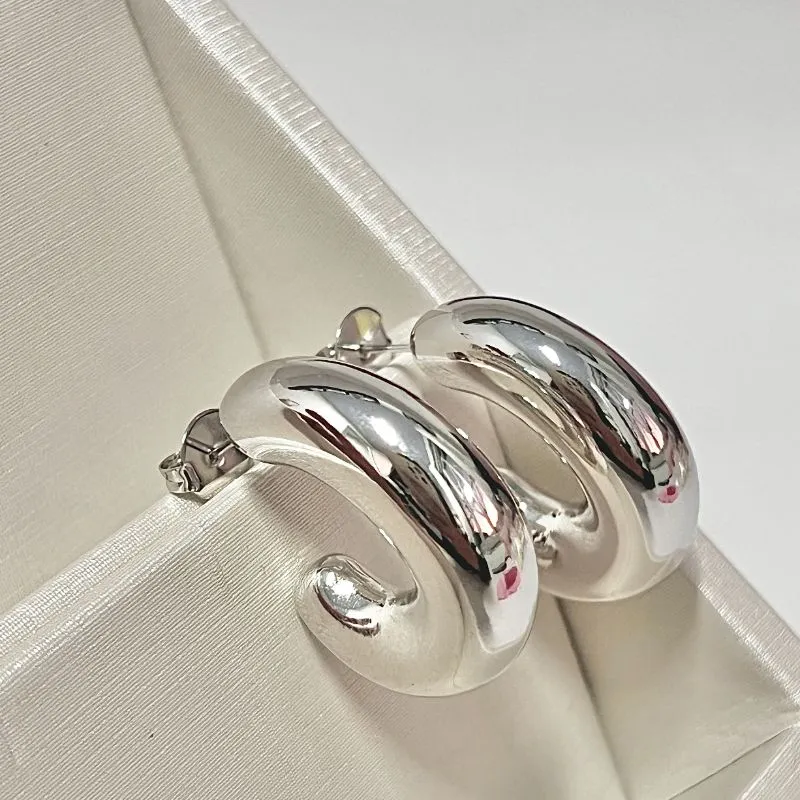 BRINCO ARGOLA ABS FAMOSA