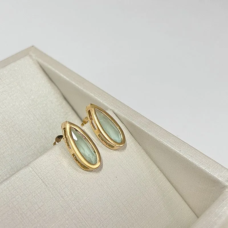 BRINCO PEDRA GOTA ALONGADA - VERDE ÁGUA BRINCO PEDRA GOTA ALONGADA - VERDE ÁGUA