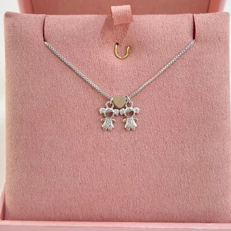 COLAR 2 MENINAS COM SEPARADOR DE CORAÇÃO COLAR 2 MENINAS COM SEPARADOR DE CORAÇÃO