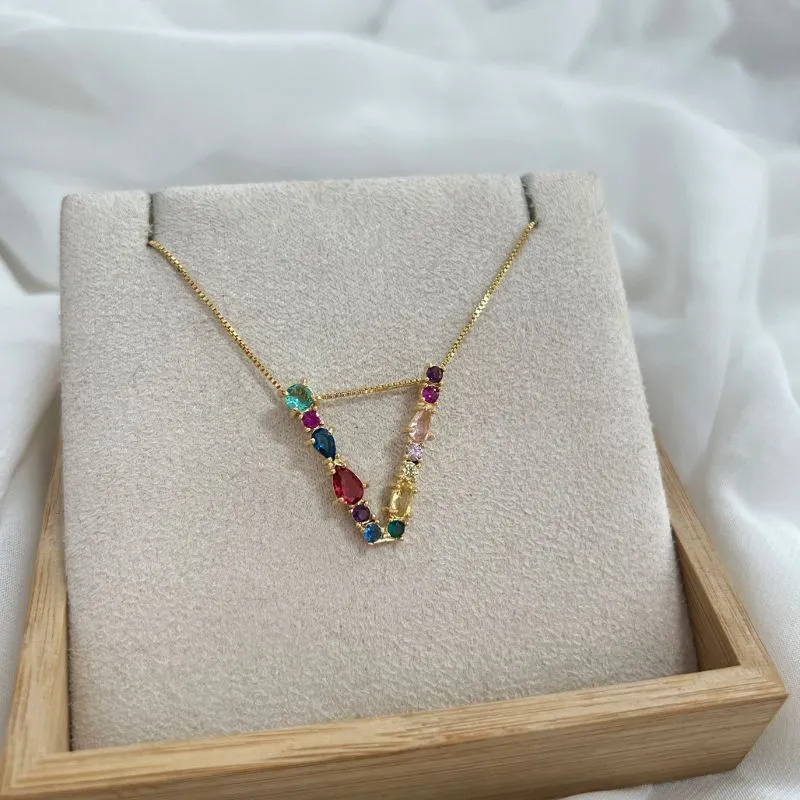 COLAR LETRAS COLORIDAS - V COLAR LETRAS COLORIDAS - V