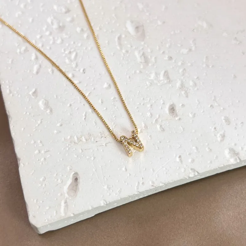 COLAR MINI LETRA CRAVEJADA MICRO ZIRCONIAS - N