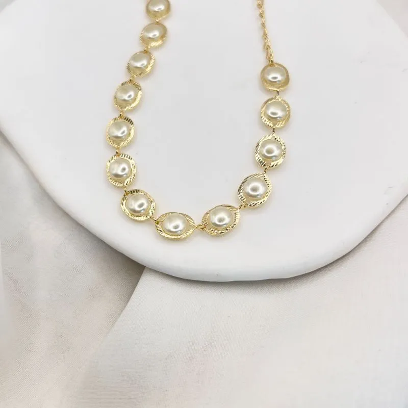 PULSEIRA PÉROLAS COM ARCO EM VOLTA