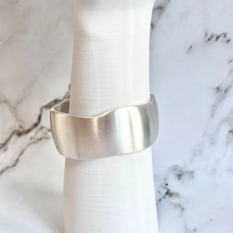 BRACELETE LARGO ESCOVADO