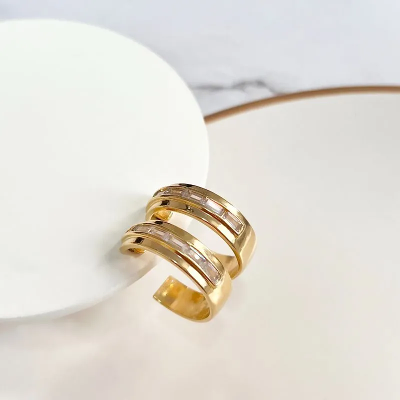 BRINCO ARGOLA PINO COM ZIRCONIAS BAGUETES
