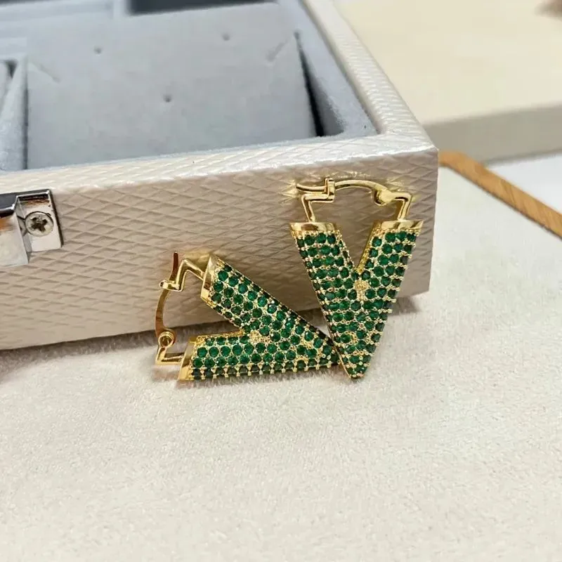 BRINCO ARGOLA V ZIRCONIAS ESMERALDA BRINCO ARGOLA V ZIRCONIAS ESMERALDA