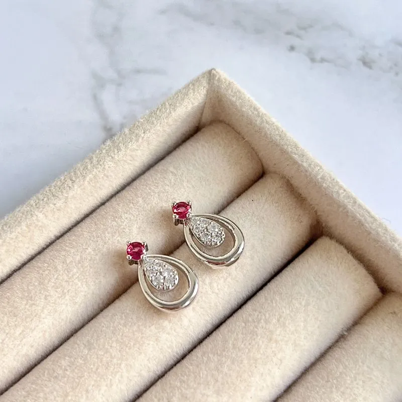 BRINCO PONTO DE LUZ VERMELHO E GOTA CRAVEJADA BRINCO PONTO DE LUZ VERMELHO E GOTA CRAVEJADA