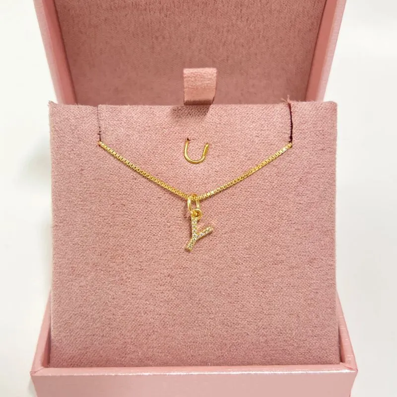 COLAR MINI LETRA CRAVEJADA - Y COLAR MINI LETRA CRAVEJADA - Y