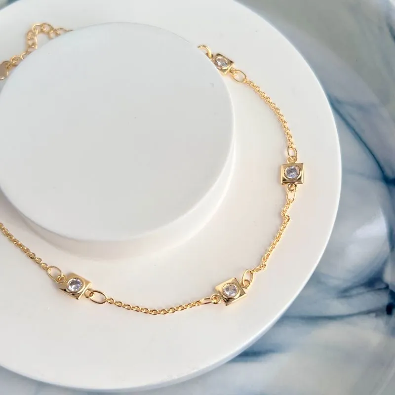 PULSEIRAS QUADRADOS COM ZIRCONIA